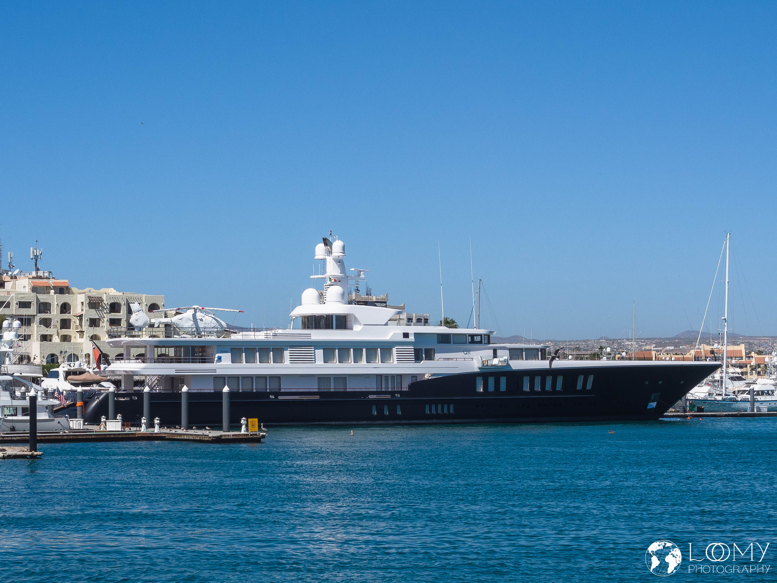 Feadship Superyacht "Air"
